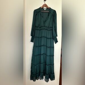 Chelsea & Violet Green Long Sleeve Dress